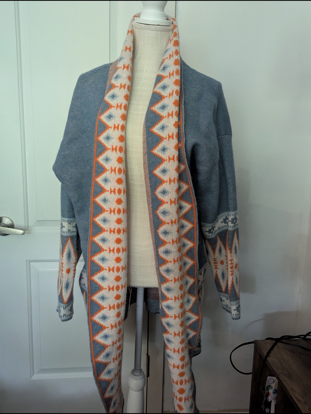 Cozy Geometric Open Cardigan in Slate Blue & Orange